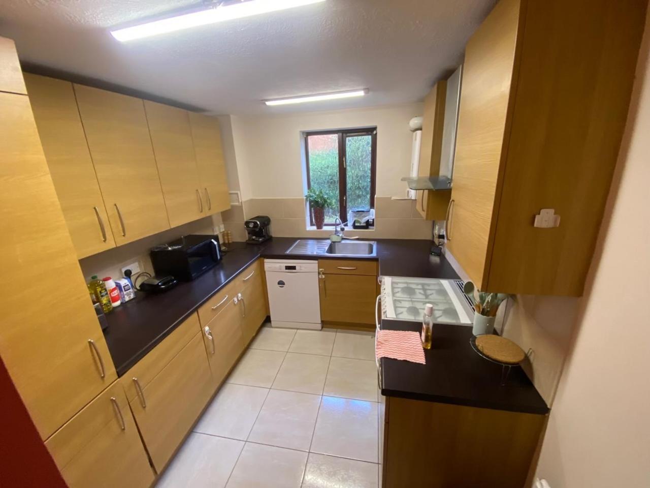 Stunning 2 Bedroom With Garden Sleep 6 Londra Exterior foto